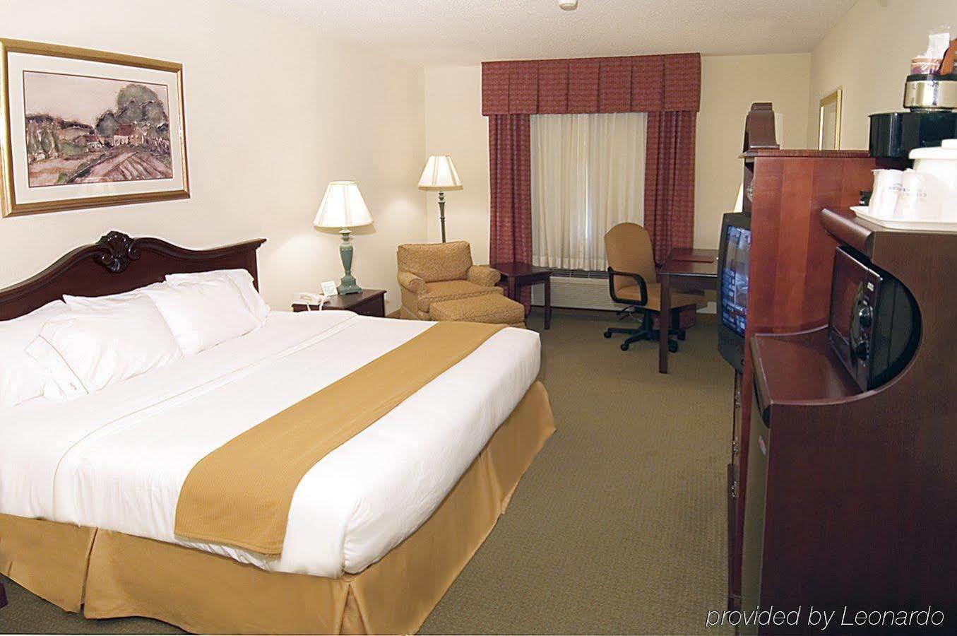 Baymont By Wyndham Fulton Hotel Eksteriør billede